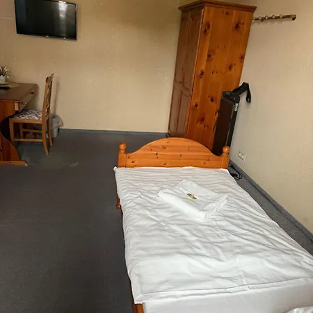 招待所 Leonis 巴特施莱马